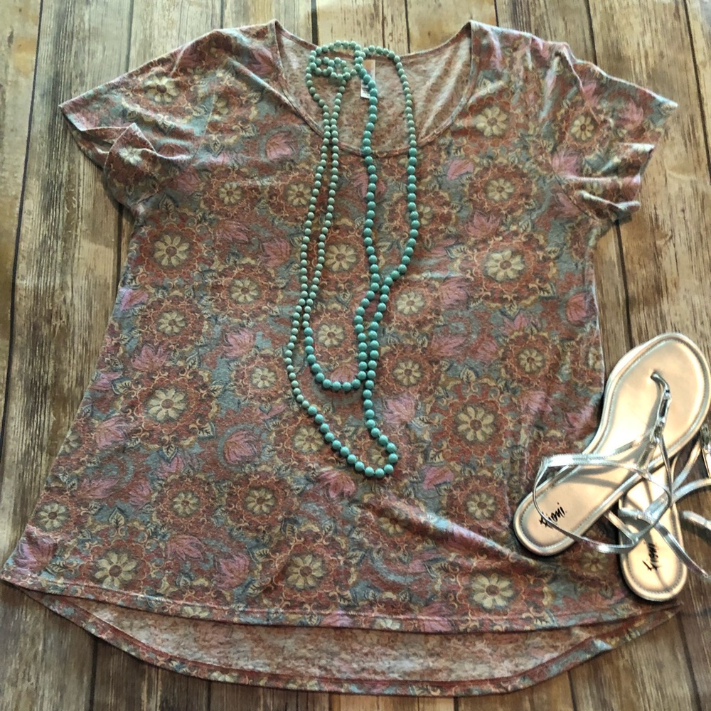 LuLaRoe Classic T Xl